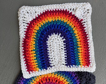 Rainbow Crochet Square // Rainbow Granny Square Block // Rainbow Crochet Motif