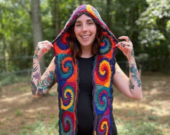Spiral Hooded Scarf Crochet Pattern // Spiral Granny Square Scarf Pattern