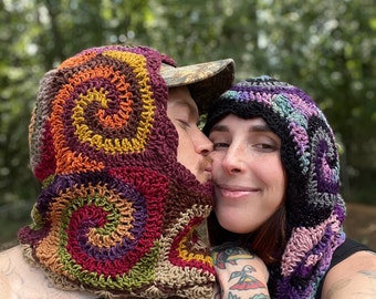 Spiral Balaclava Crochet Pattern // Granny Square Crochet Ski Mask