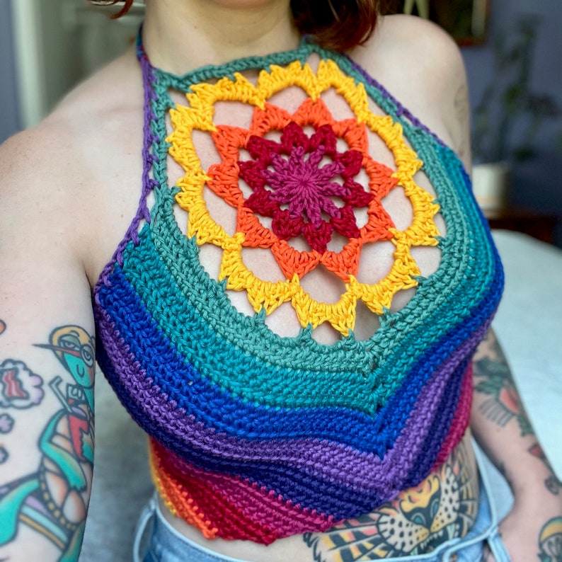 Mandala Crop Top Crochet Pattern // Hippie Halter Crochet Tutorial image 2