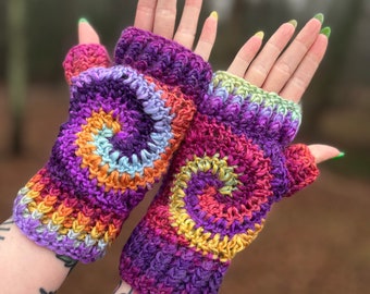 Crochet Gloves Pattern - Spiral Fingerless Mitts Pattern