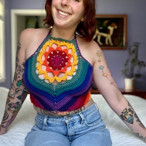 Mandala Crop Top Crochet Pattern // Hippie Halter Crochet Tutorial image 3