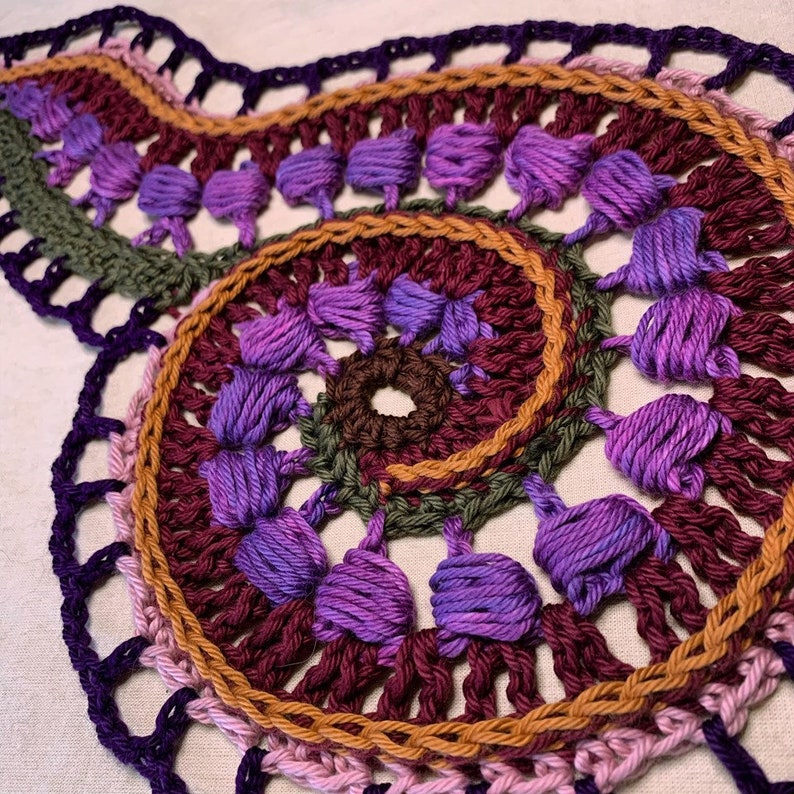 Freeform Crochet Pattern Swirly Paisley // Spiral Tutorial image 1