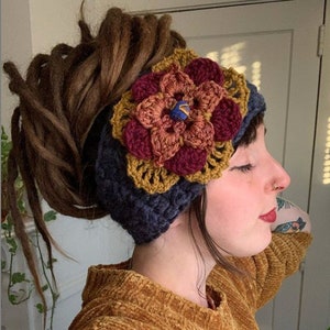 Flower Headband Crochet Pattern image 1