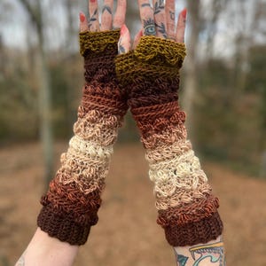 Crochet Gloves Pattern - Fable Gloves Crochet Pattern // Long Fingerless Mitts Pattern image 5