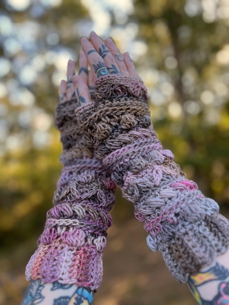Crochet Gloves Pattern - Fable Gloves Crochet Pattern // Long Fingerless Mitts Pattern image 6