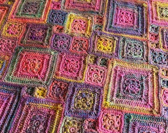 Hazy Daisy Crochet Blanket Pattern // Heirloom Patchwork Granny Square Afghan