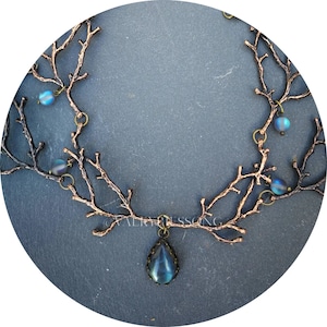 Queen of the Enchanted Forest twig necklace - labradorite necklace - earthy branch necklace - elven necklace - gothic magical