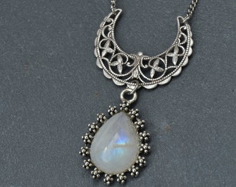 Moonstone moon choker, silver moonstone necklace, silver crescent moon necklace filigree crescent moon jewelry rainbow moonstone jewelry