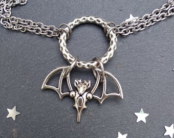 Bat choker necklace, silver bat necklace, Halloween necklace, O ring choker necklace, halloween choker halloween jewelry, whimsigoth choker