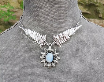 Silver leaf choker necklace, moonstone necklace elven necklace, fern necklace with moonstone, silver moonstone choker elven wedding jewelry