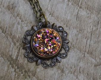 Simple druzy necklace Vintage style, gold purple druzy necklace, bronze, antique brass, druzy jewelry dainty and elegant