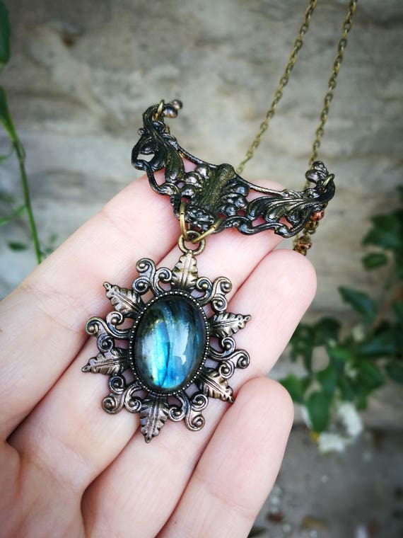 Fall Leaf Labradorite Necklace, Leafy Gemstone Cameo Necklace, Magical  Elven Necklace With Bronze Leaves and Flashy Green Blue Labradorite - Etsy