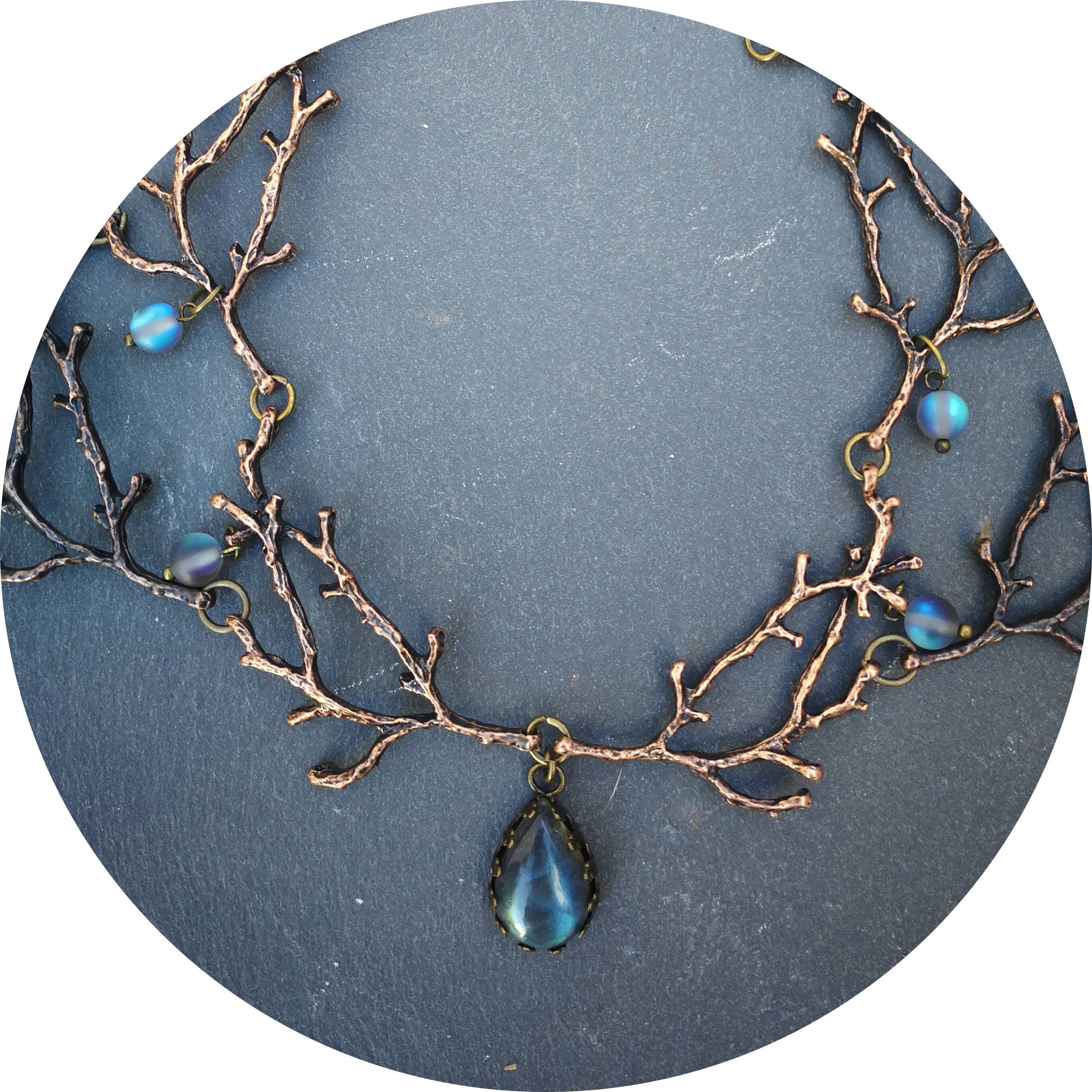 Queen of the Enchanted Forest twig necklace - labradorite necklace - …