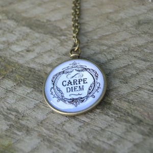 Antique bronze Carpe diem pendant necklace, Inspirational Motivational jewelry vintage style image 4