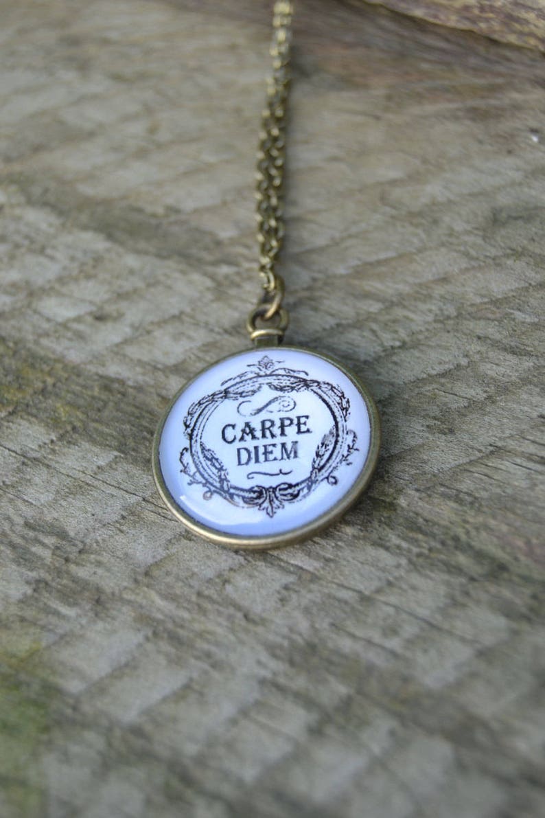 Antique bronze Carpe diem pendant necklace, Inspirational Motivational jewelry vintage style image 4