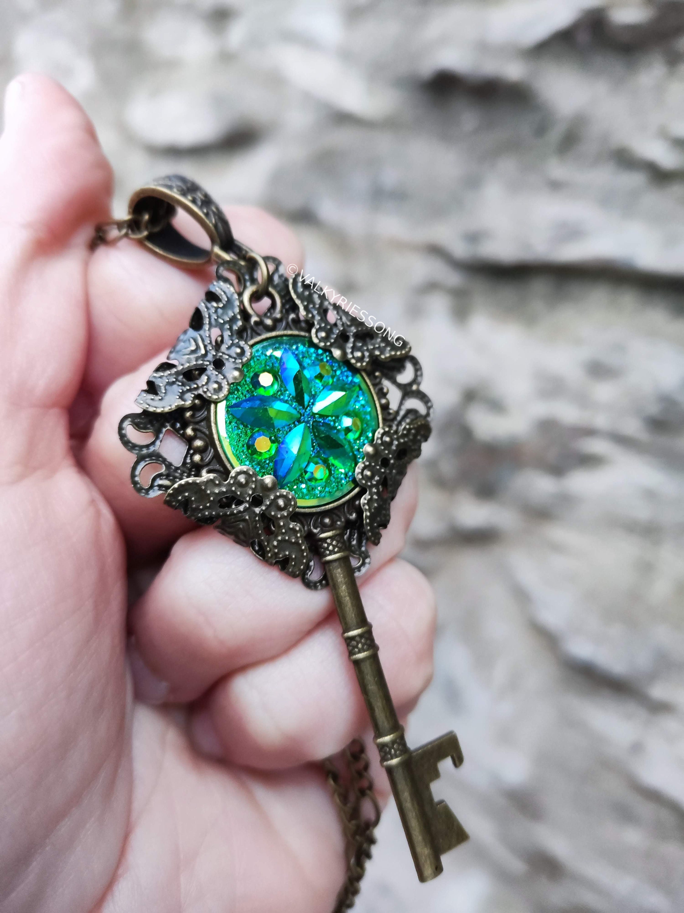 Green Jewel Key Necklace Witches Key Necklace Green Key -  Finland