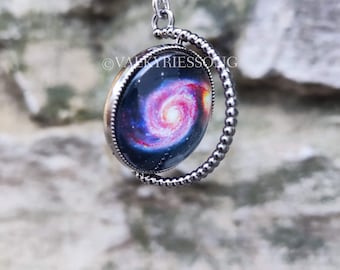 Collar con colgante de galaxia giratoria y cadena de acero inoxidable: Ciencia, astronomía, joyería celestial
