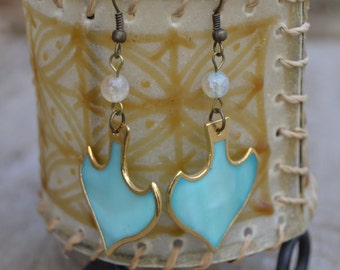 Blue mother of pearl earrings dangle earrings , blue agate earrings - aqua blue earrings - Mother of pearl jewelry