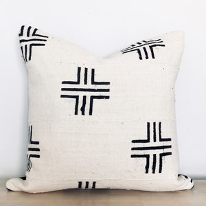 Genuine Mudcloth Cushion Cover | African Mudcloth Pillow | Cream and Black