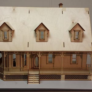Alisha Country Dollhouse 1:24 scale