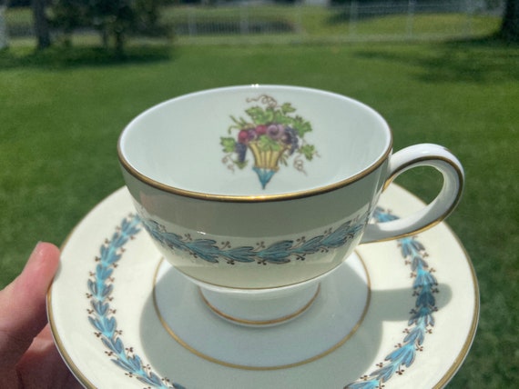 Vintage Wedgewood Tea Cup and Saucer Set - beautiful design -