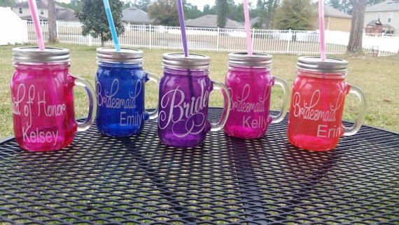 Personalized Wedding Glasses MASON JAR Sippy Tumbler - Glass with Handle - Choose your Color and Lettering - Bachelorette Glasses