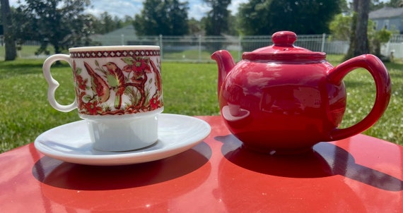 Bird Tea or Coffee Cup and Tea pot Set - Unique Vintage coffee mug