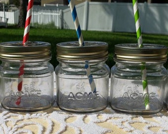 twelve Mason Jar Glasses - Daisy Lids with paper Straws -  12 Glasses in Order - Birthday Party Glasses