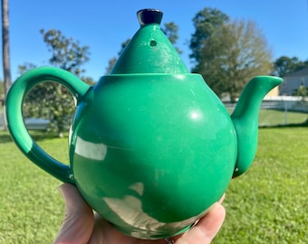 English Tea Pot - 1930s Avco China  Teapot - Green Teapot - Rare Teapot