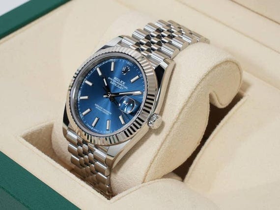 Rolex Datejust 41  Reference 126334 - image 4