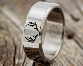 Men's Titanium Wedding Band - Custom Etched Ring - Staghead Designs