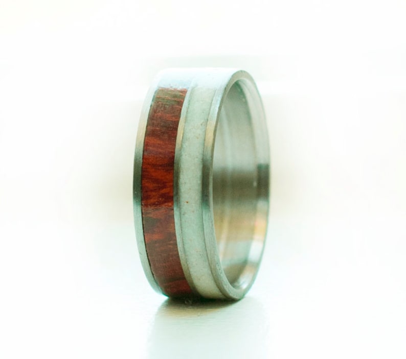 Staghead Designs Men/'s Wedding Band Padauk Wood /& Antler Ring in 2 Channels
