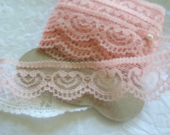 5Y Blush Pink Sweetheart Trim