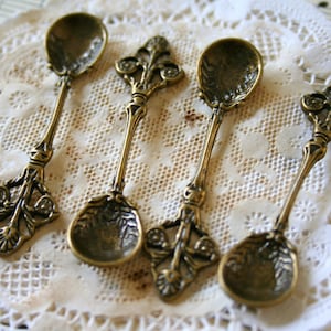 Vintage Inspired Antique Bronze Spoon Charm