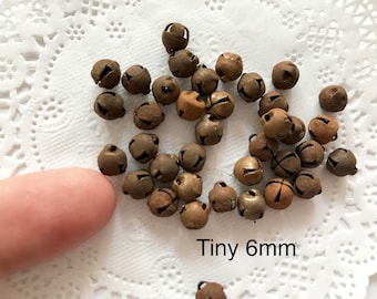RUSTY Jingle Bells 6mm, 20 Primitive Antique