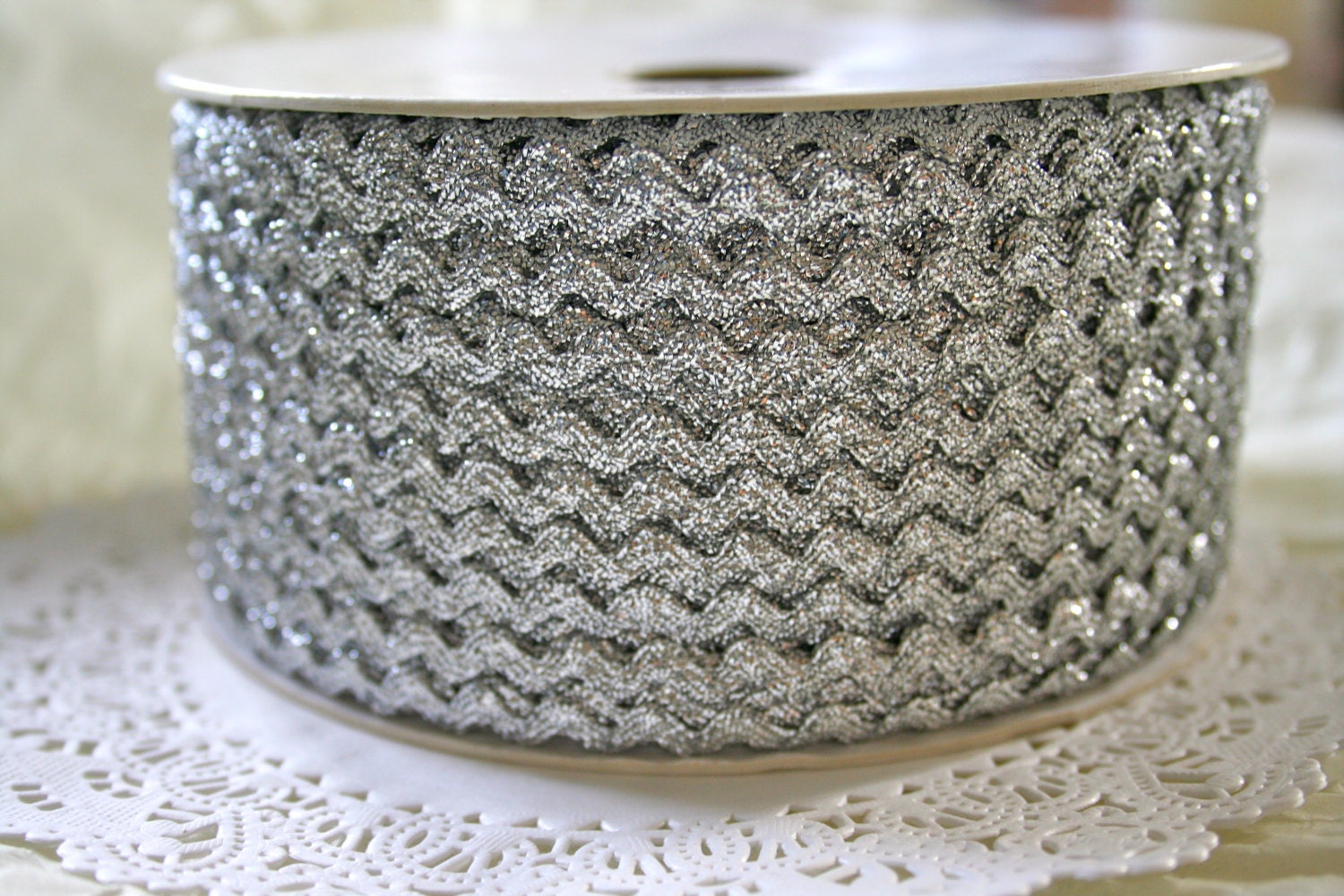 Metallic Platinum Silver Ric Rac 1/4