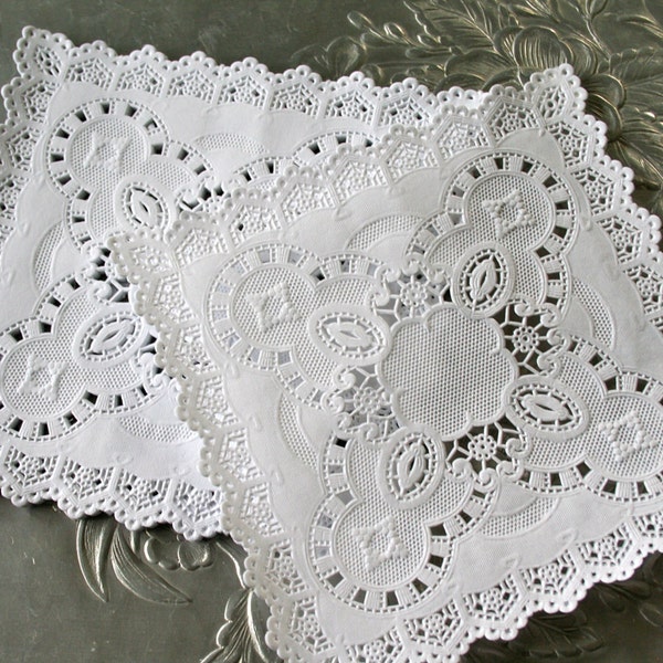 Square 5" French Lace Paper Doilies