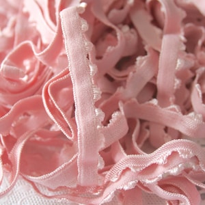 Vintage Rose Velvet Stretch Elastic: Scalloped Edge Trim