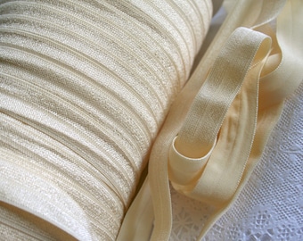 5/8" Fold Over Elastic, 10Yards CREME