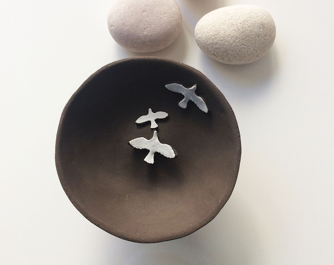 Bird pedestal dish - ceramic jewelry dish - birds ring dish - decorative bowl - rustic home decor