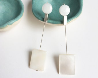 Modern rectangle bar earrings, statement geometric silver earrings, long mother of pearl earrings, minimalist modern pearl jewelry