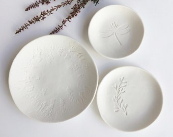 Set of 3 ceramic jewelry dish - dragonfly ring dish - porcelain jewelry holder - home decor ceramic plate - housewarming rustic ceramic gift