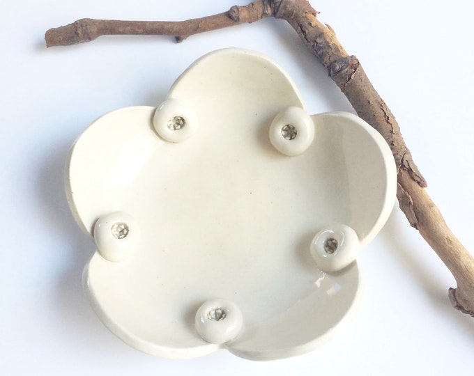 JEWELRY DISH Carla Amaro Jewelry and Ceramic