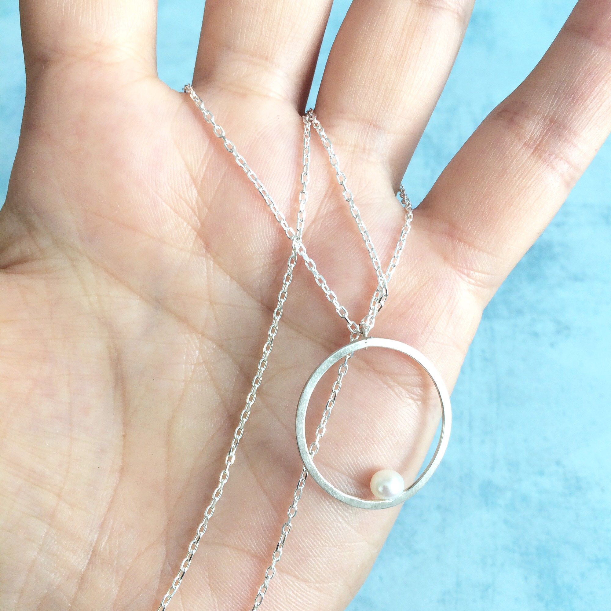 Open circle pendant necklace with pearl minimalist freshwater pearl