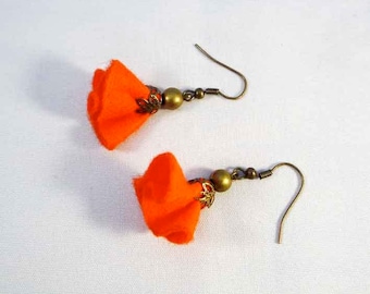 Felt Earrings - felt flower earrings - dangle and drop earrings - textile jewelry - brass - wire on earrings