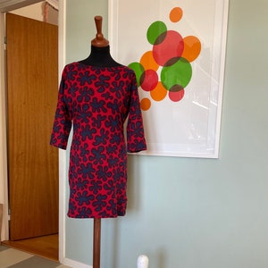 Vintage Marimekko Dress: Red & Blue Tomaatti Print, Small, Stretch Cotton