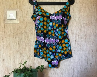 Vintage badpak uit de jaren 60 met bloemen: Scandinavian Vinetta Triumph, m/l