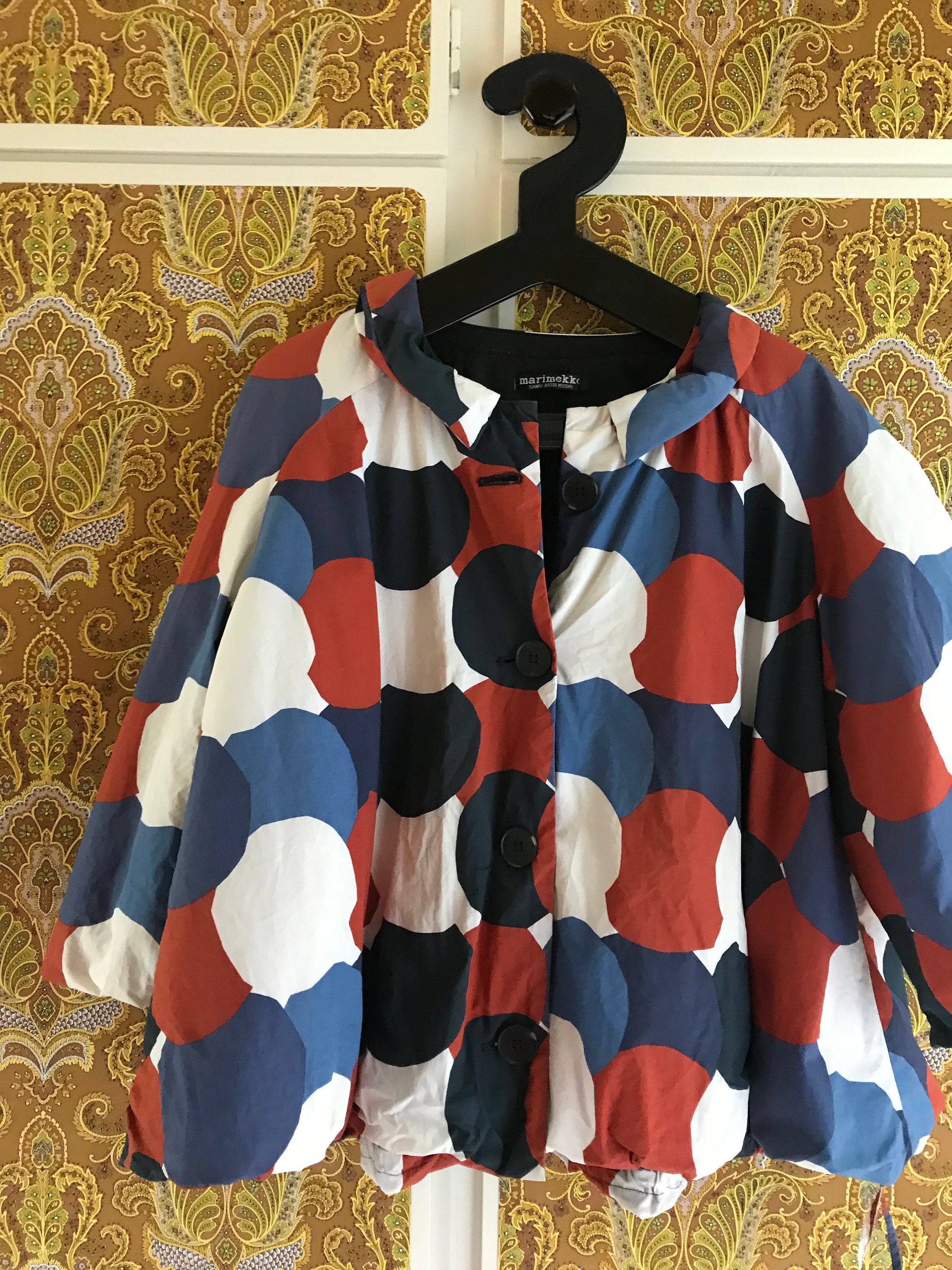 Chaqueta acolchada vintage Marimekko: algodón finlandés, estampado de  círculos de colores (42 EUR) - Etsy México, image size:2250x3000