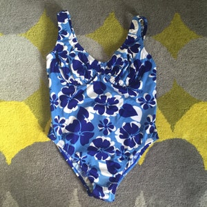 Retro Swimsuit with blue flowers / Small - Medium / 1980-90s vintage